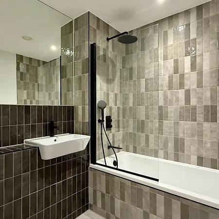 Serene 2 Bedroom Apartment