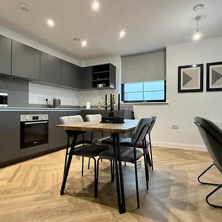 Serene 2 Bedroom *